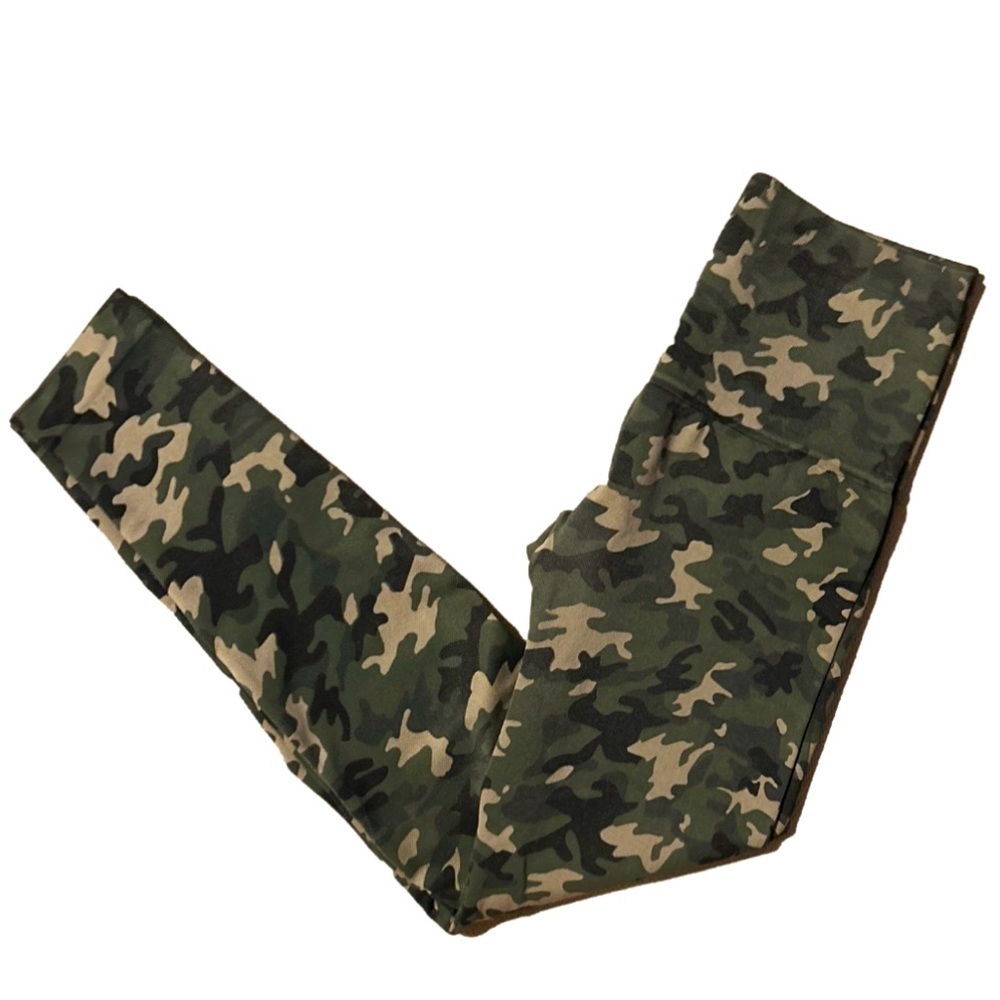 Breezies leggings Size Medium